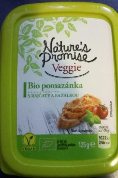 Fotografie - Veggie Bio pomazánka s rajčaty a bazalkou Nature's Promise