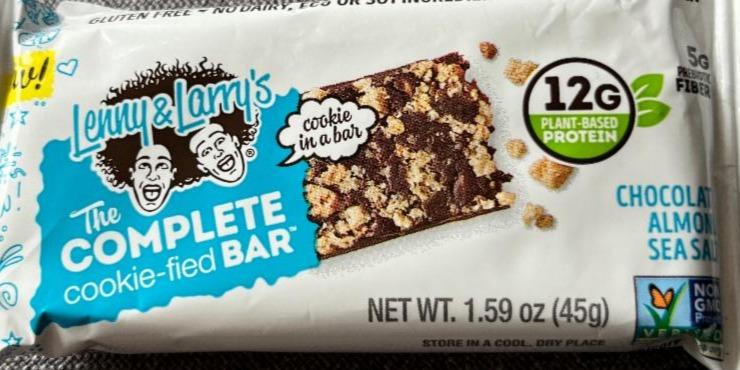 Fotografie - The Complete cookie-fied bar Chocolate, almond, sea salt Lenny&Larry´s