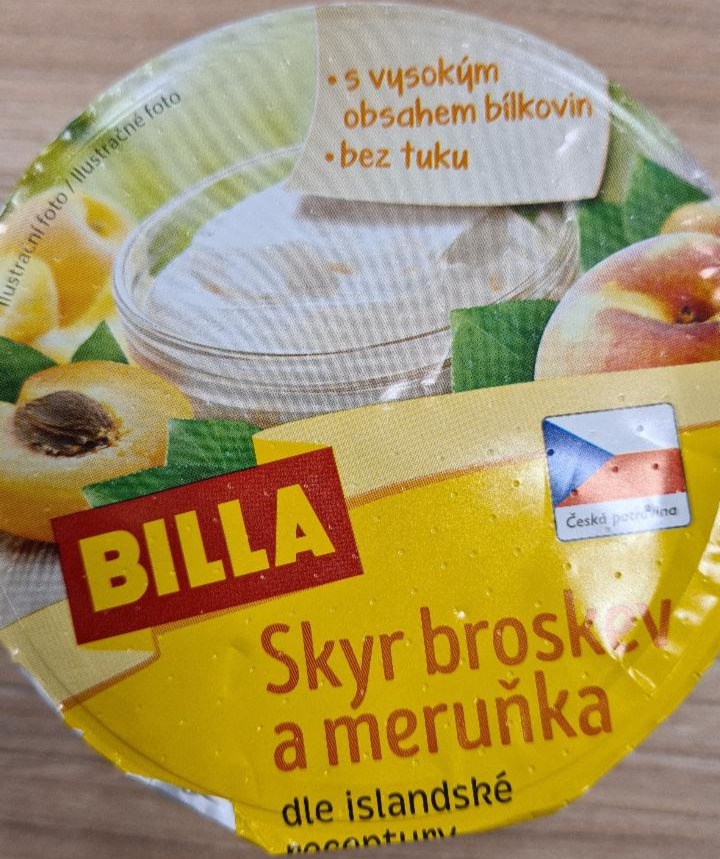 Fotografie - Skyr broskev a meruňka Billa