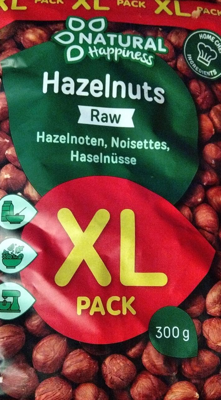 Fotografie - hazelnuts raw