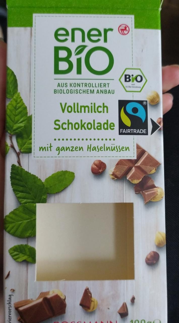 Fotografie - Vollmilch Schokolade mit ganzen Haselnüssen EnerBio