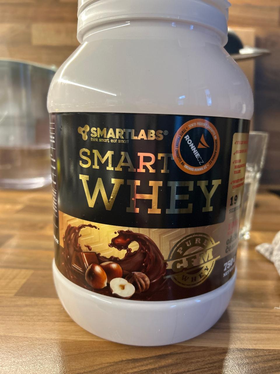 Fotografie - CFM 100% Whey protein oříšková čokoláda Smartlabs