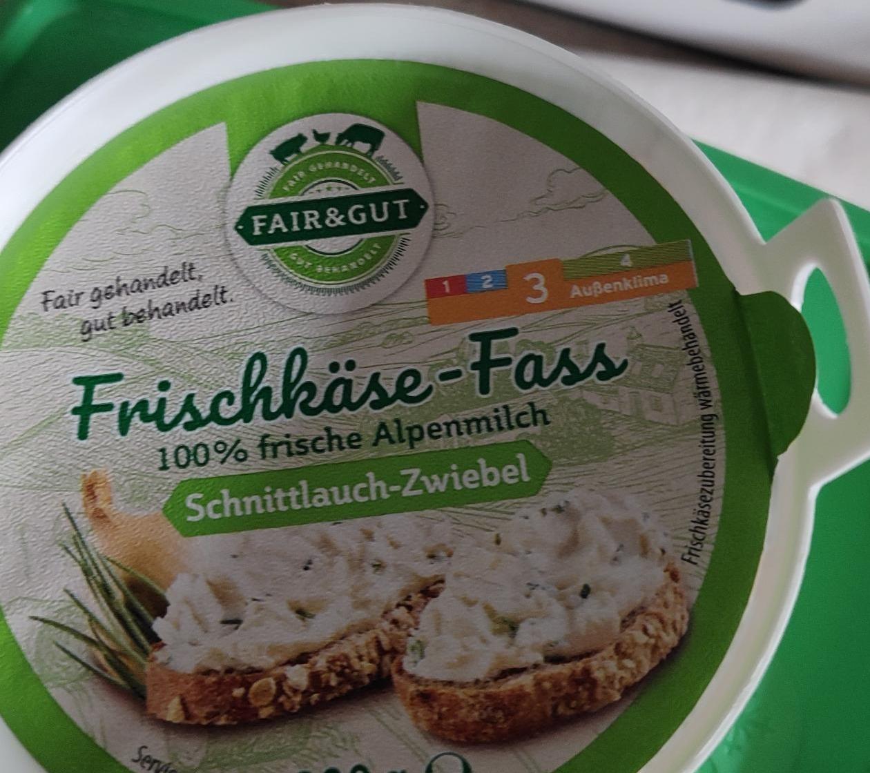 Fotografie - Frischkäse-Fass Schnittlauch-Zwiebel Fair & Gut