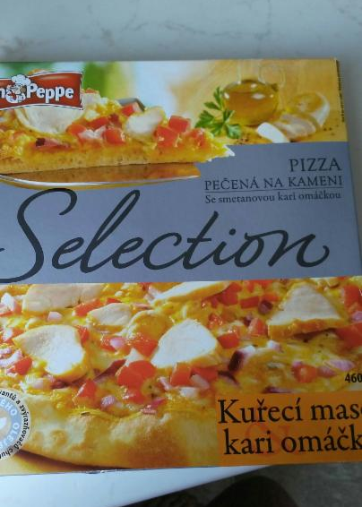 Fotografie - pizza Don Peppe kuřecí maso na kari