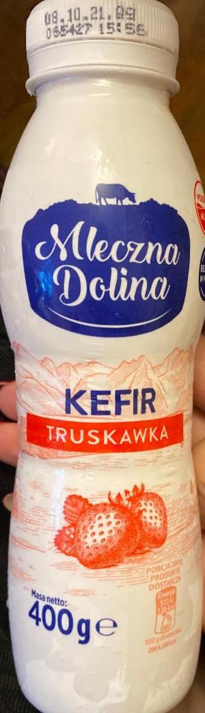 Fotografie - Kefir truskawka Mleczna Dolina