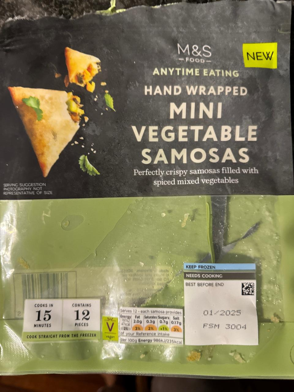 Fotografie - Mini Vegetable Samosas M&S Food