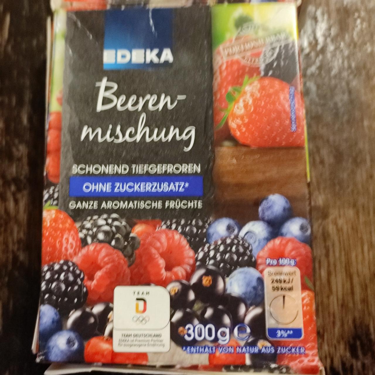 Fotografie - Beeren mischung Edeka