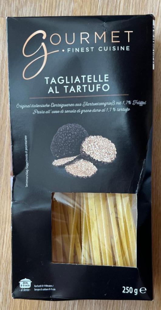 Fotografie - Tagliatelle al tartufo Gourmet finest cuisine