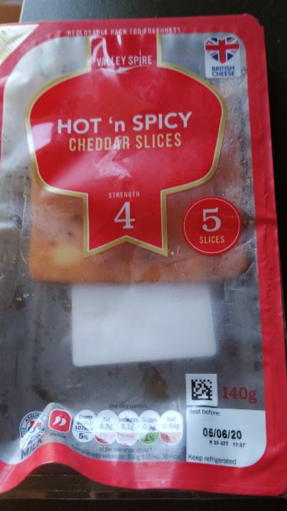 Fotografie - Hot & Spicy Cheddar Cheese - Valley Spire