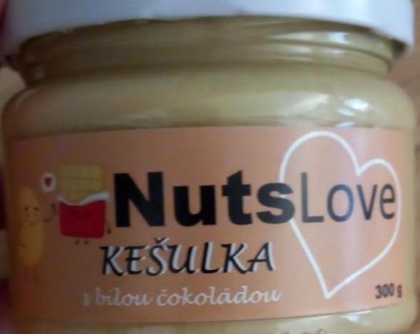 Fotografie - kešulka s bílou čokoládou NUTS love