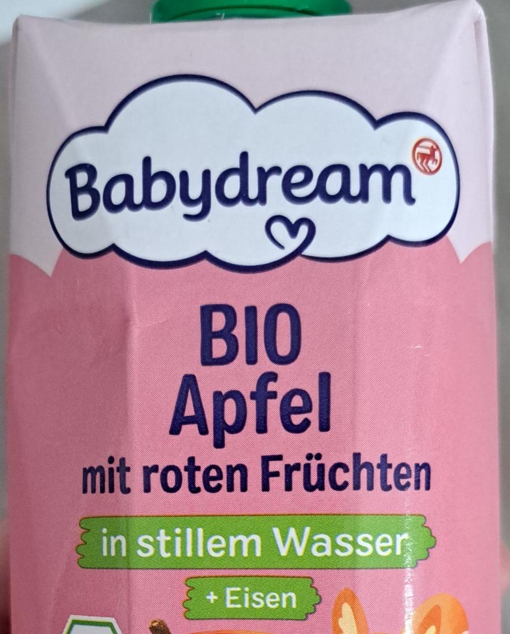 Fotografie - BIO Apfel mit roten Früchten Babydream