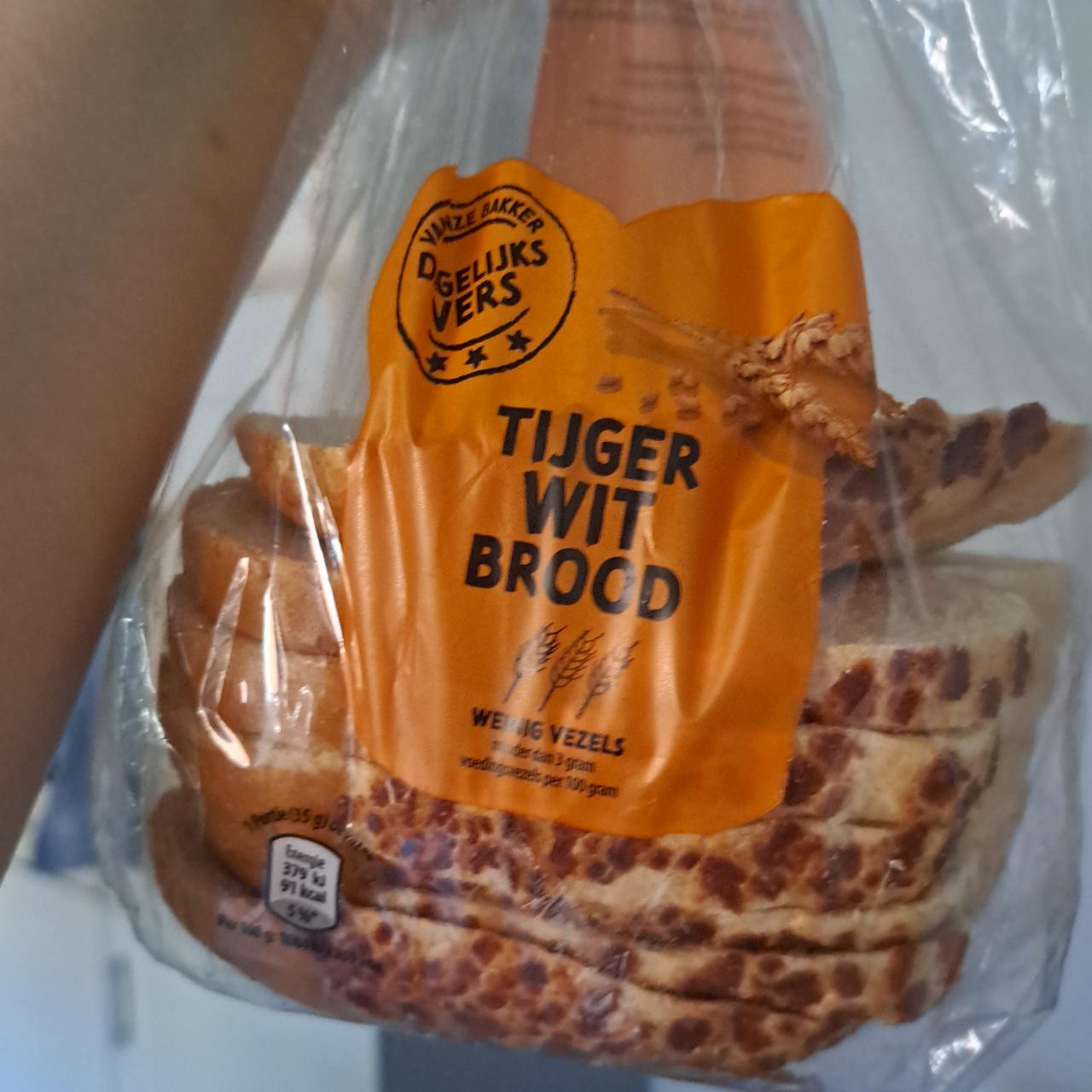 Fotografie - Tijger wit brood