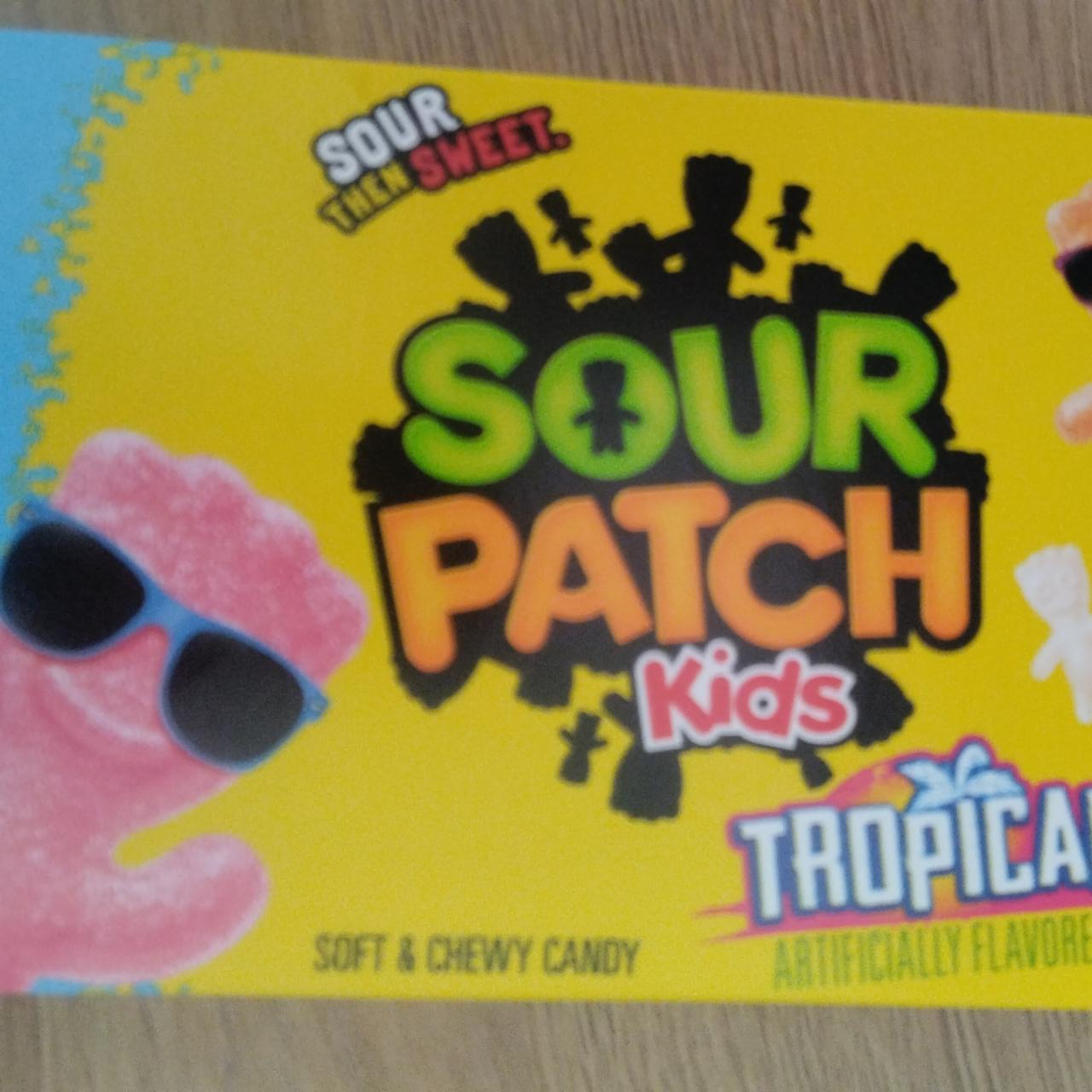 Fotografie - Sour Patch Kids tropical soft & chewy candy Kent