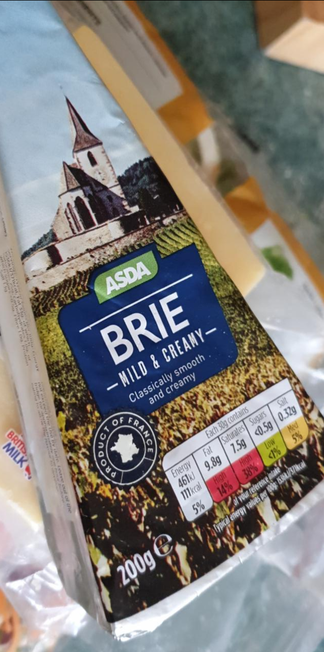 Fotografie - Brie mild and creamy Asda