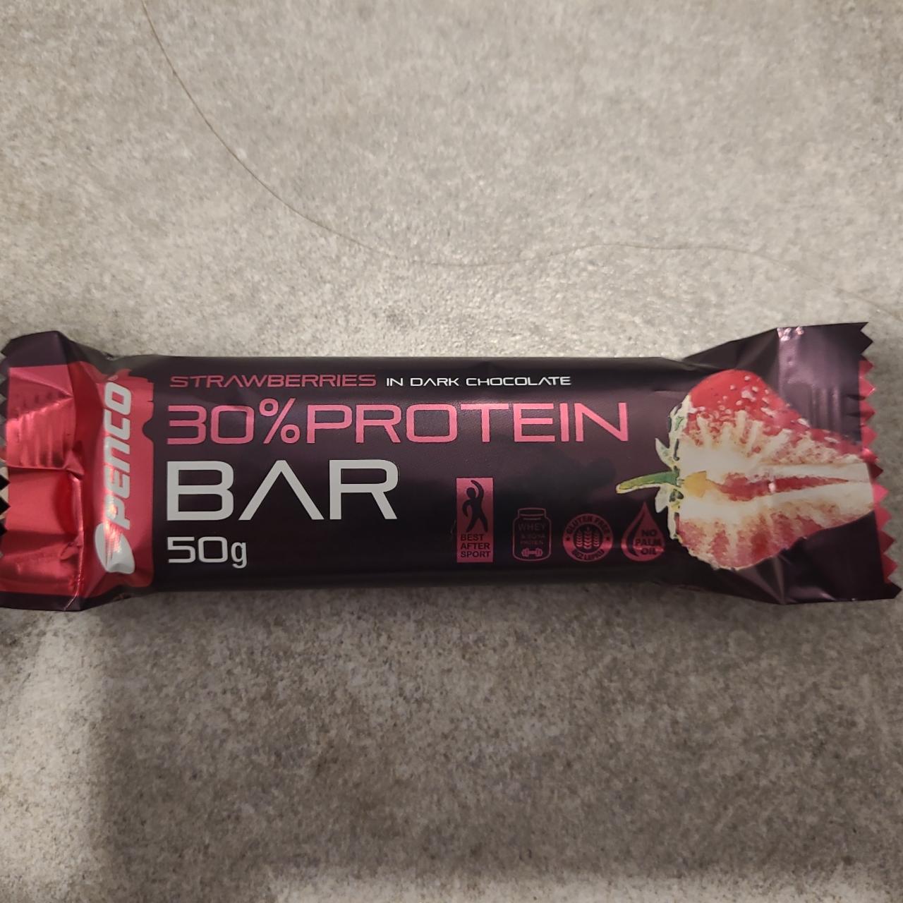 Fotografie - Strawberries in dark chocolate 30% protein bar Penco