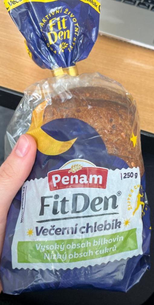 Fotografie - Fit den večerní chlebík Penam