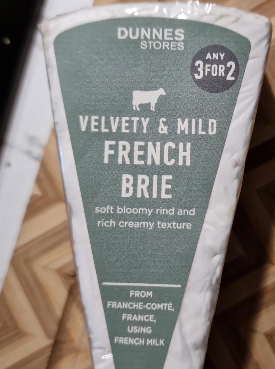 Fotografie - Velvety & mild french brie Dunnes stores