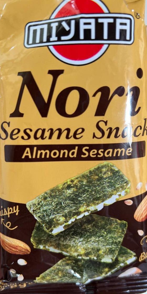 Fotografie - almond sesame nori