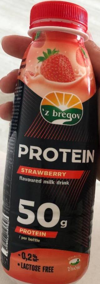 Fotografie - Protein strawberry flavoured milk drink 'z bregov