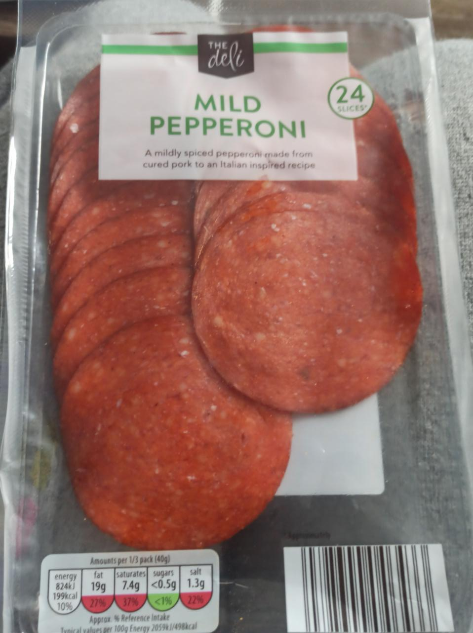 Fotografie - Mild Pepperoni The deli