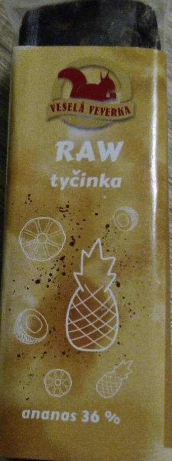 Fotografie - Raw tyčinka Veselá Veverka ananas