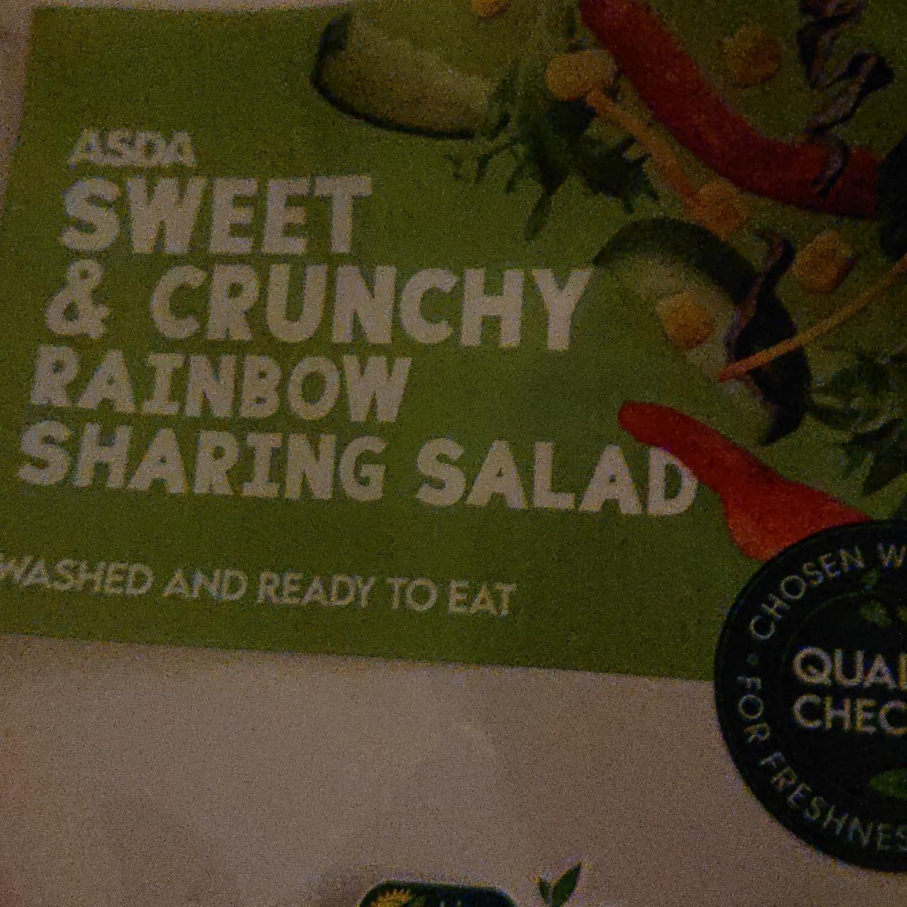 Fotografie - Sweet and crunchy rainbow sharing salad Asda