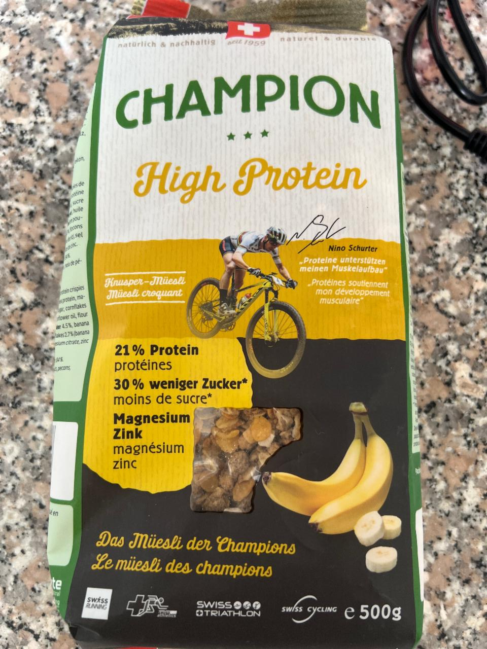 Fotografie - Champion High Protein Knusper Müesli Familia