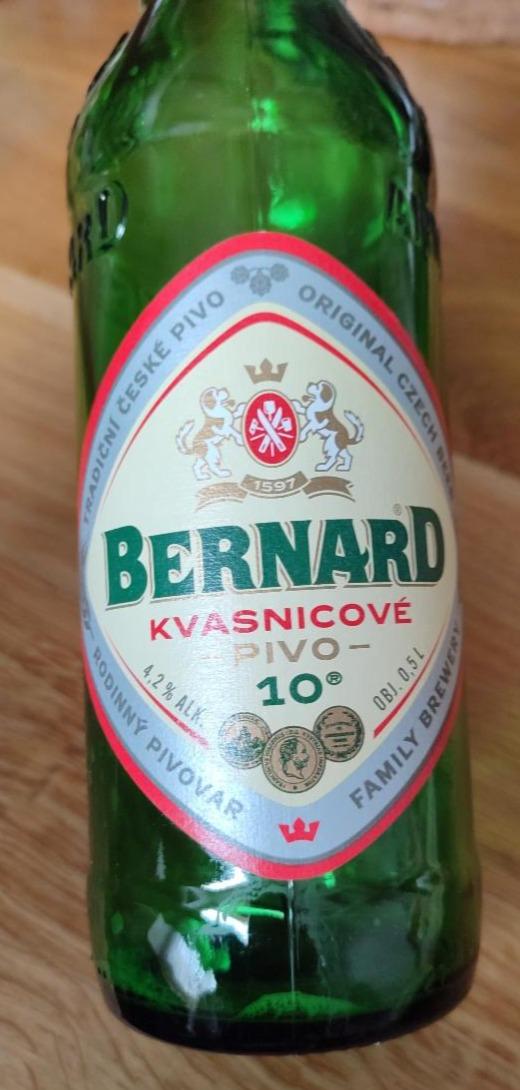 Fotografie - pivo Bernard 10° kvasnicové světlé výčepní