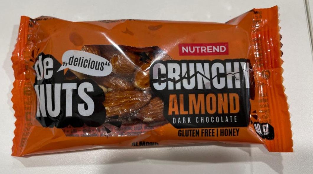 Fotografie - De nuts crunchy almond dark chocolate Nutrend