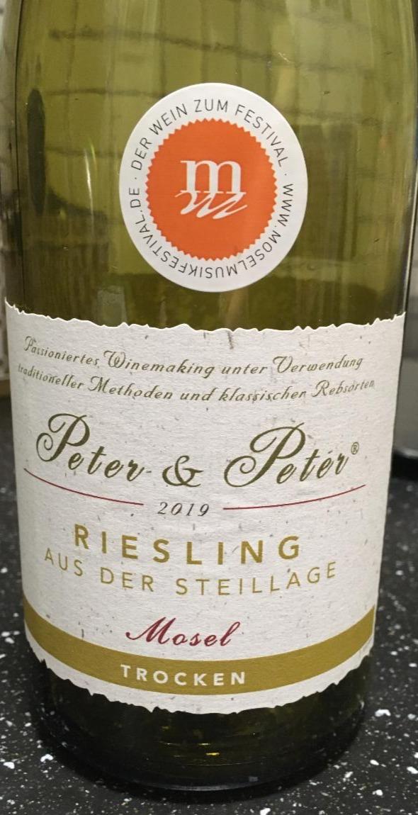 Fotografie - Peter & Peter Riesling aus der Steillage Mosel trocken