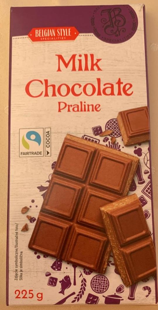 Fotografie - Milk Chocolate Praline Belgian Style