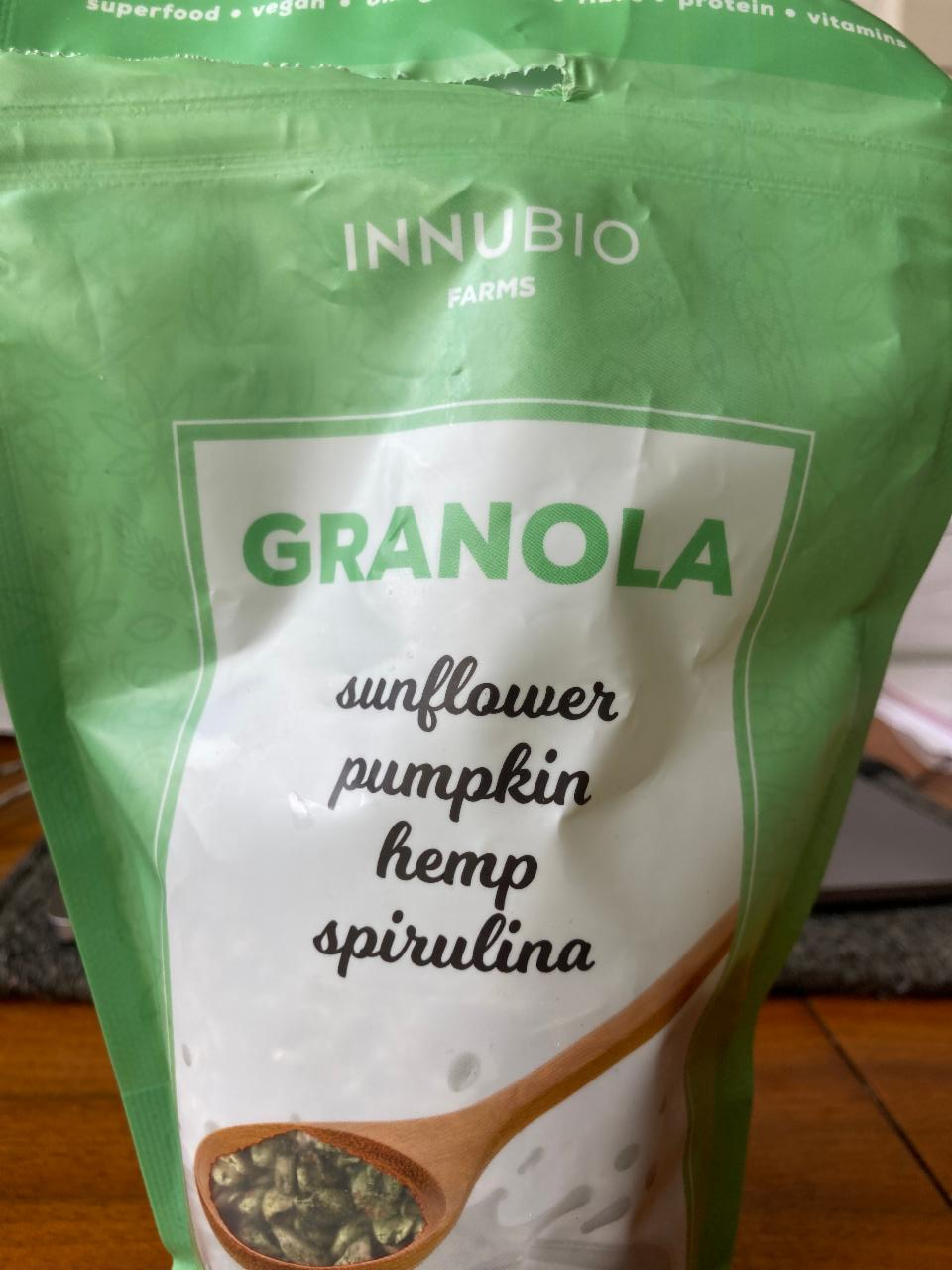 Fotografie - Granola sunflower pumpkin hemp spirulina Innubio farms