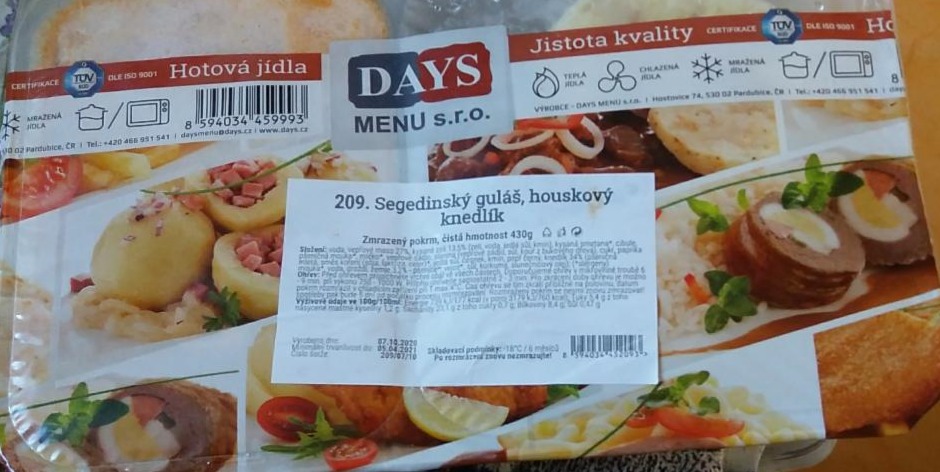 Fotografie - Segedinsky guláš,houskový knedlik Days menu