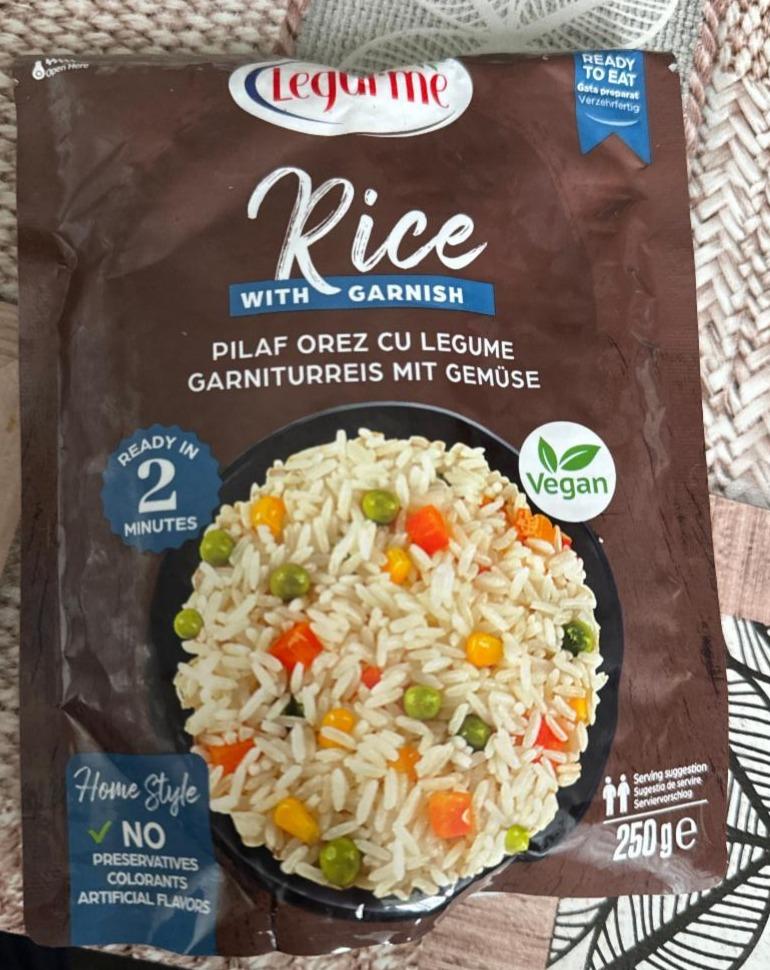 Fotografie - Rice with Garnish Legurme