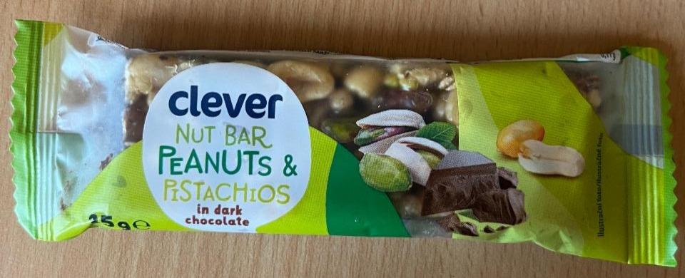 Fotografie - Nut bar peanuts & pistachios in dark chocolate Clever