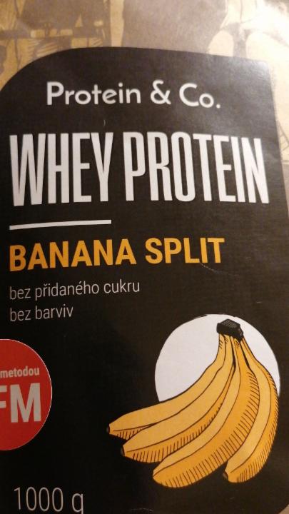 Fotografie - Cfm Whey protein banánový Protein & Co.