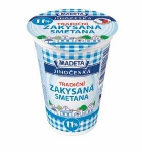 Fotografie - Jihočeská zakysaná smetana 11% Madeta