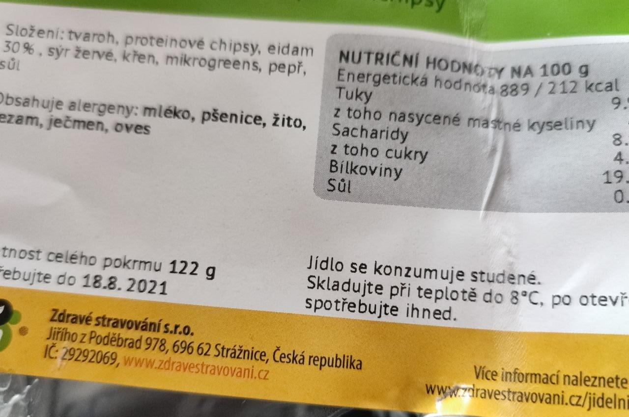 Fotografie - sýrová paštika s křenem, proteinchipsy