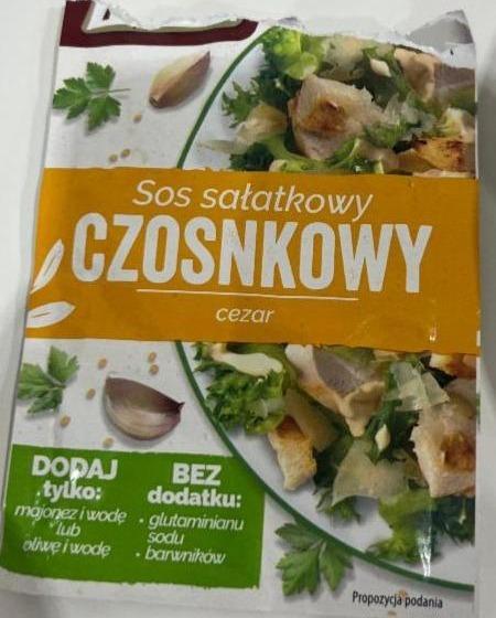 Fotografie - sos salatkowy czosnkowy