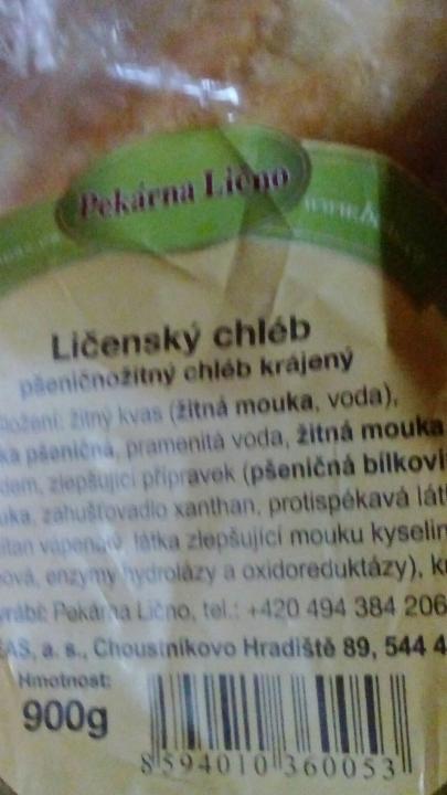 Fotografie - Ličenský chléb krájený