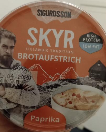 Fotografie - Skyr Brotaufstrich paprika SIGURDSSON