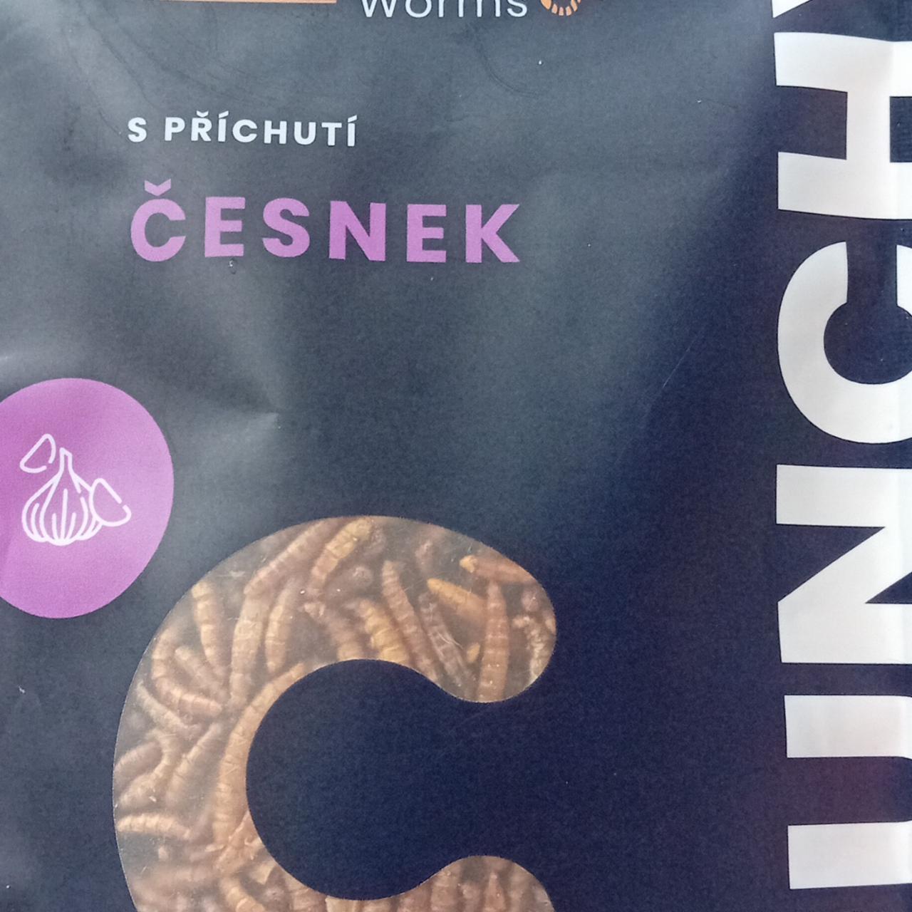 Fotografie - Crunchy Worms s příchutí česnek