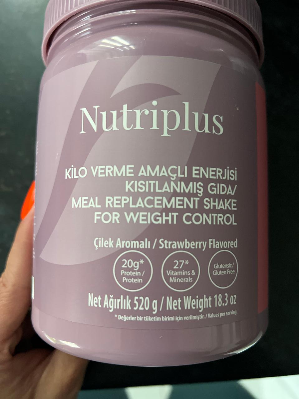 Fotografie - Meal replacement shake protein strawberry flavored Nutriplus