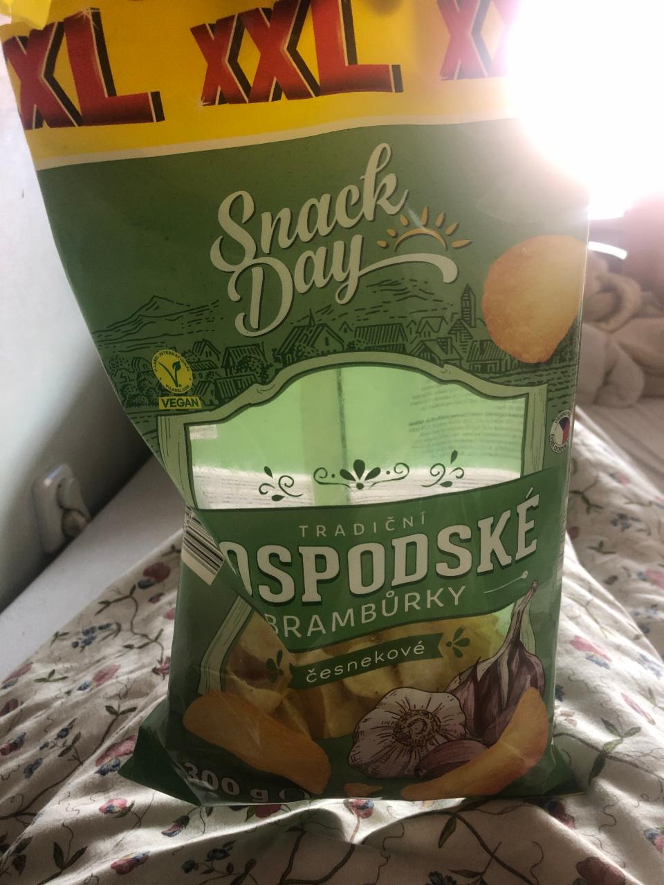 Fotografie - Tradiční hospodské brambůrky česnekové Snack Day