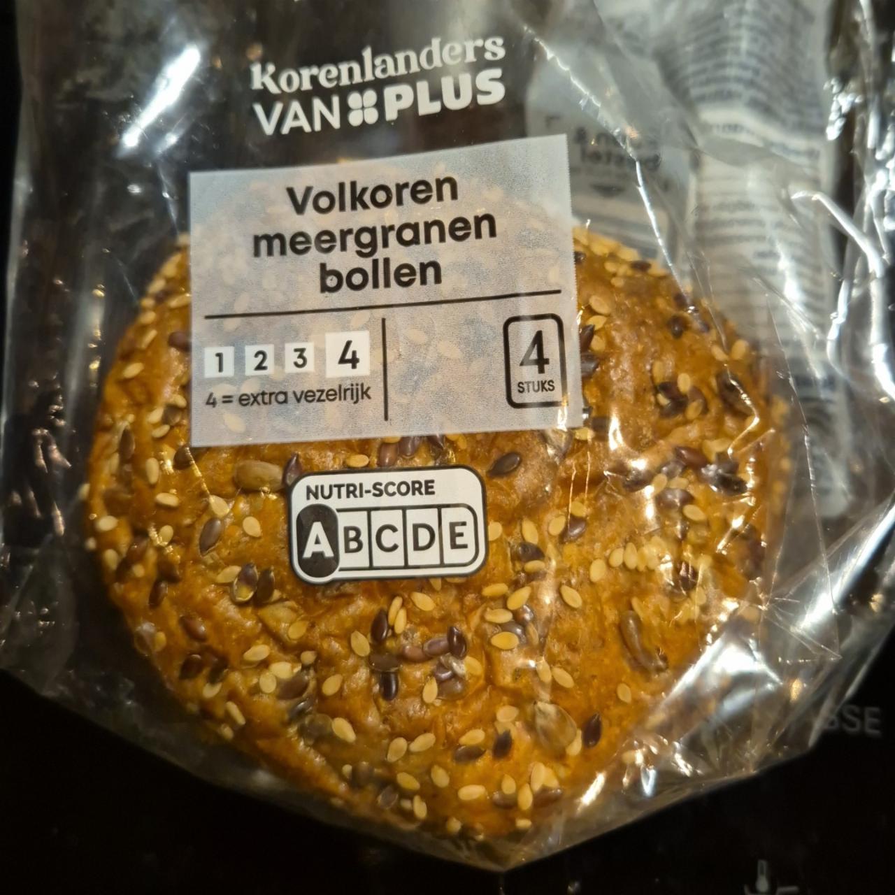 Fotografie - Volkoren meergranen bollen Korenlanders van Plus