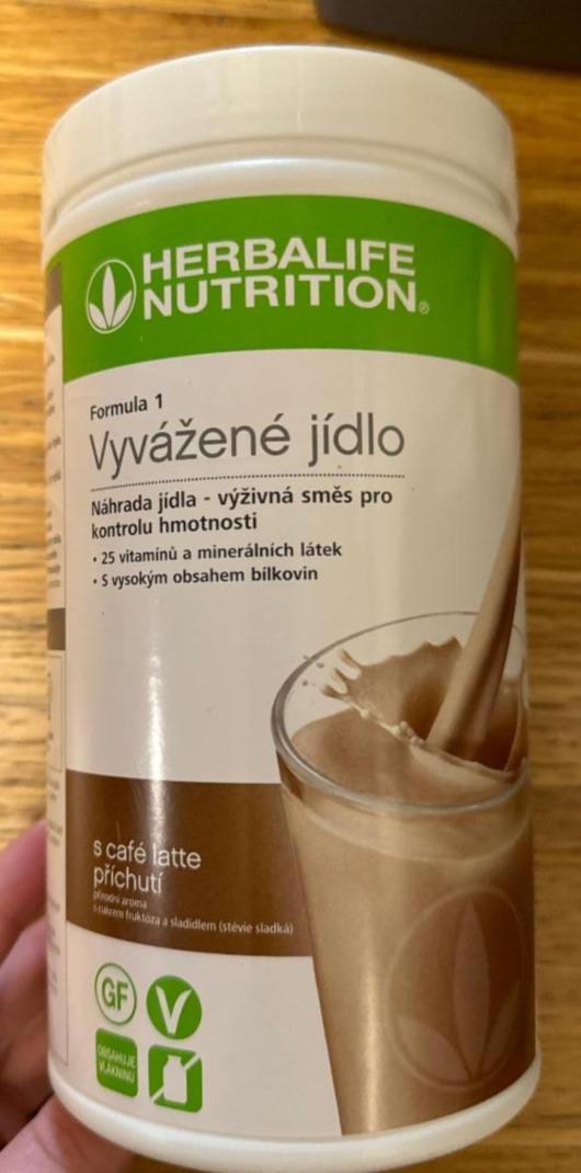 Fotografie - Formula 1 vyvážené jídlo s café latte příchutí Herbalife Nutrition