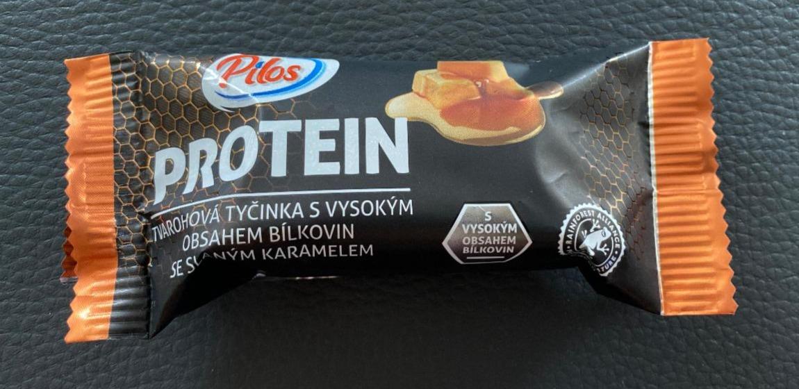 Fotografie - Protein tvarohová tyčinka slaný karamel Pilos