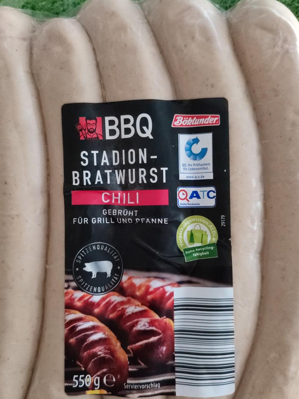 Fotografie - BBQ stadion-bratwurst chili