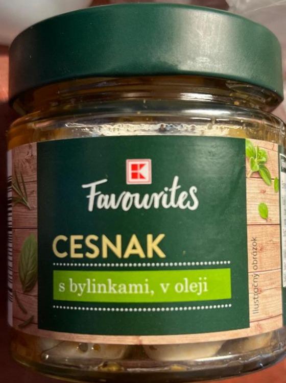 Fotografie - Cesnak celý s bylinkami K-Favourites