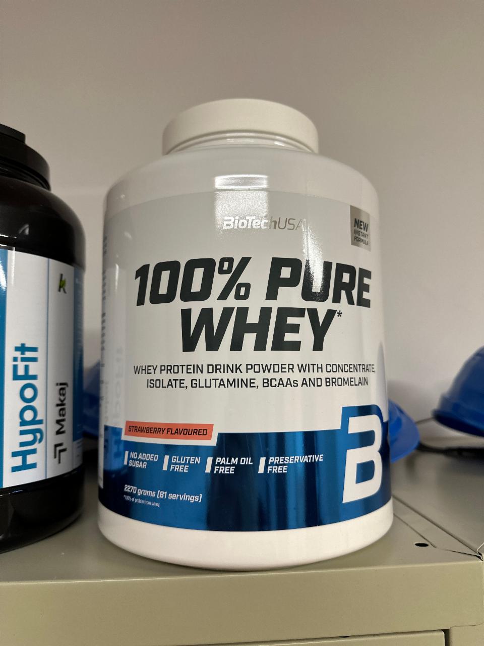 Fotografie - pure whey protein strawberry 100% Biotech USA